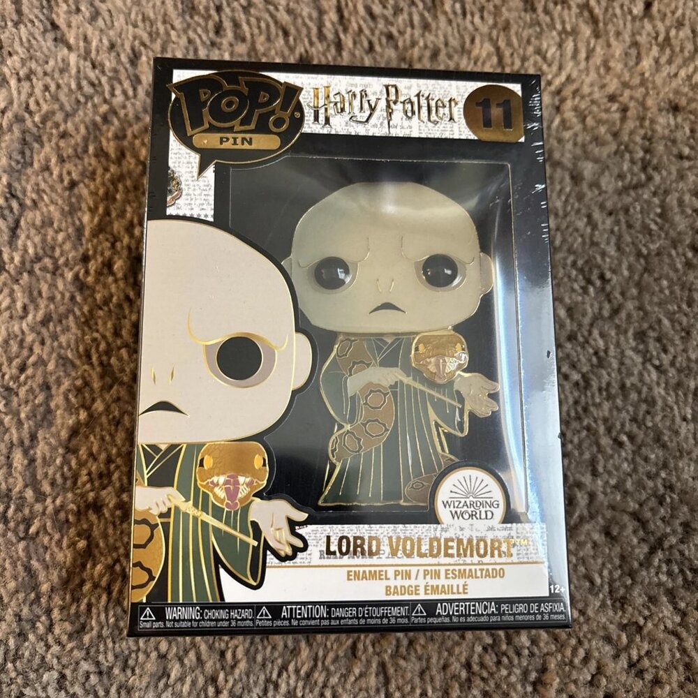 Funko Pop! Pin: Harry Potter - Voldemort with Nagini